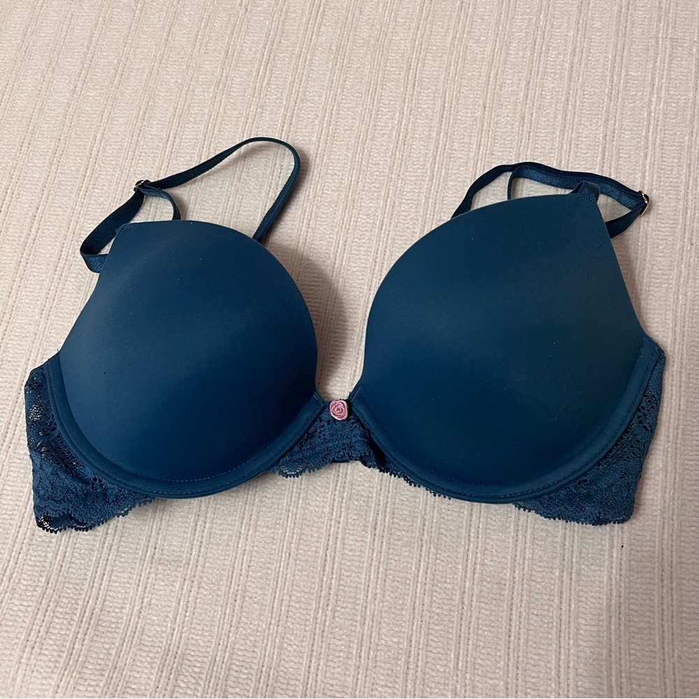Victoria’s Secret teal haze Dream Angels push up bra 32c